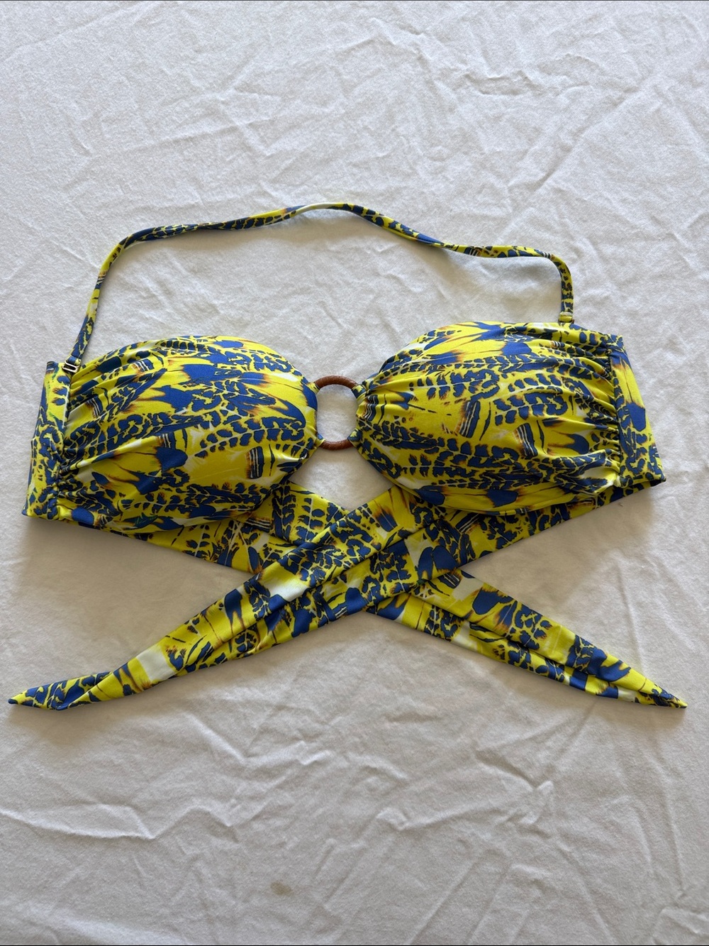 Vix Women’s Yellow & Blue Floral Bandeau Bikini Top with Ring Detail